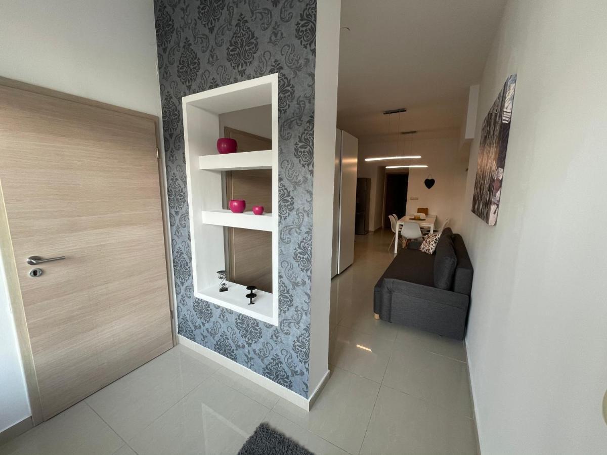 Apartments Luce Trogir Exterior photo